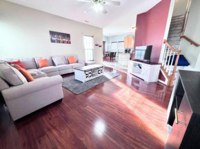Amazing 4 BDRM home w garage in Charlotte